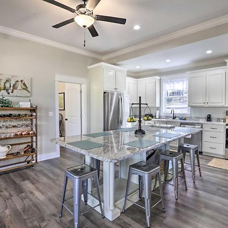 White Oak Creek Home With Views, Deck And Pool Access! Eufaula Bagian luar foto